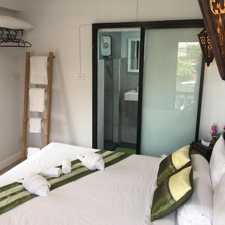 Thailand Guest House Chiang Mai Bagian luar foto